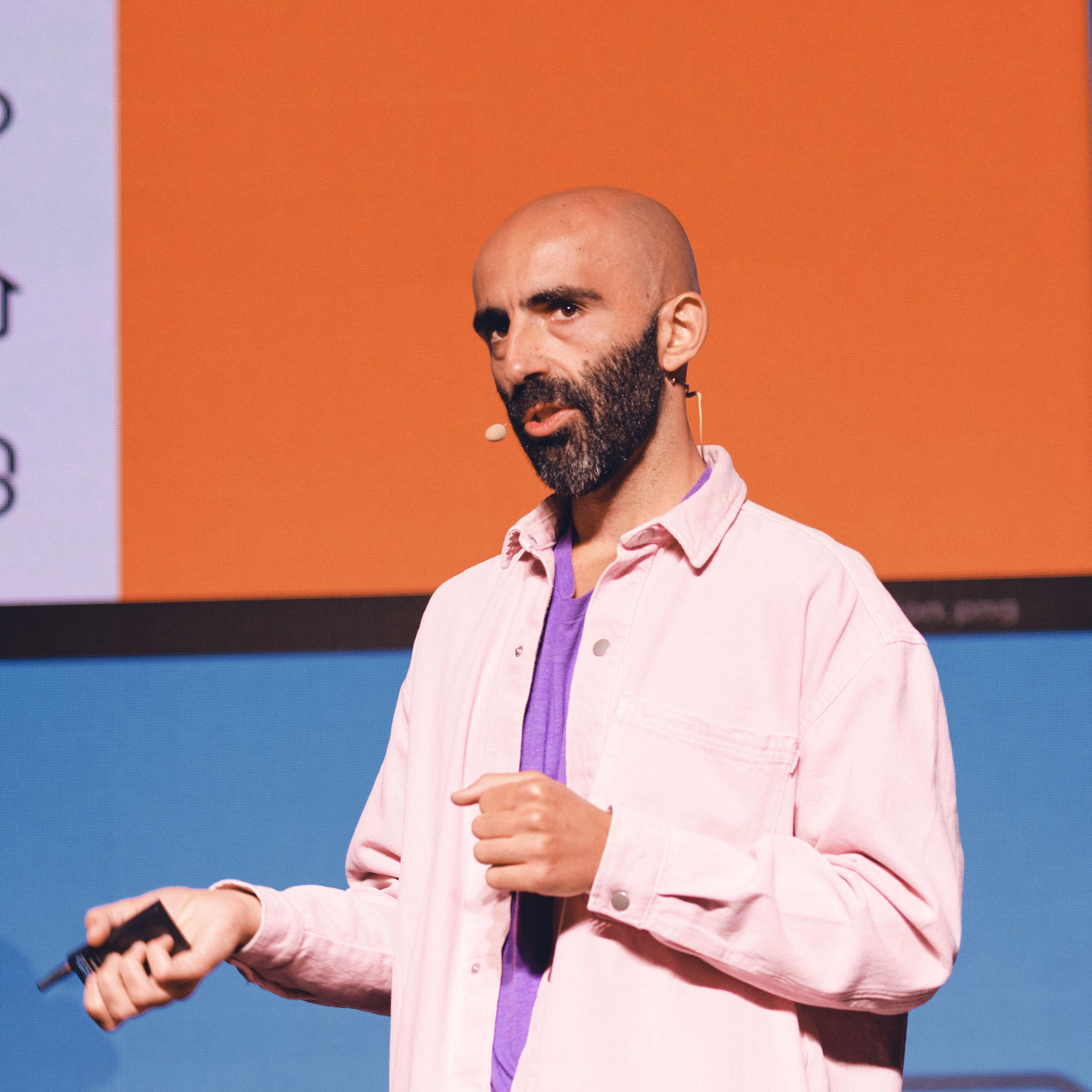 Photo of José Torre, Senior Staff Product Designer at Shopify