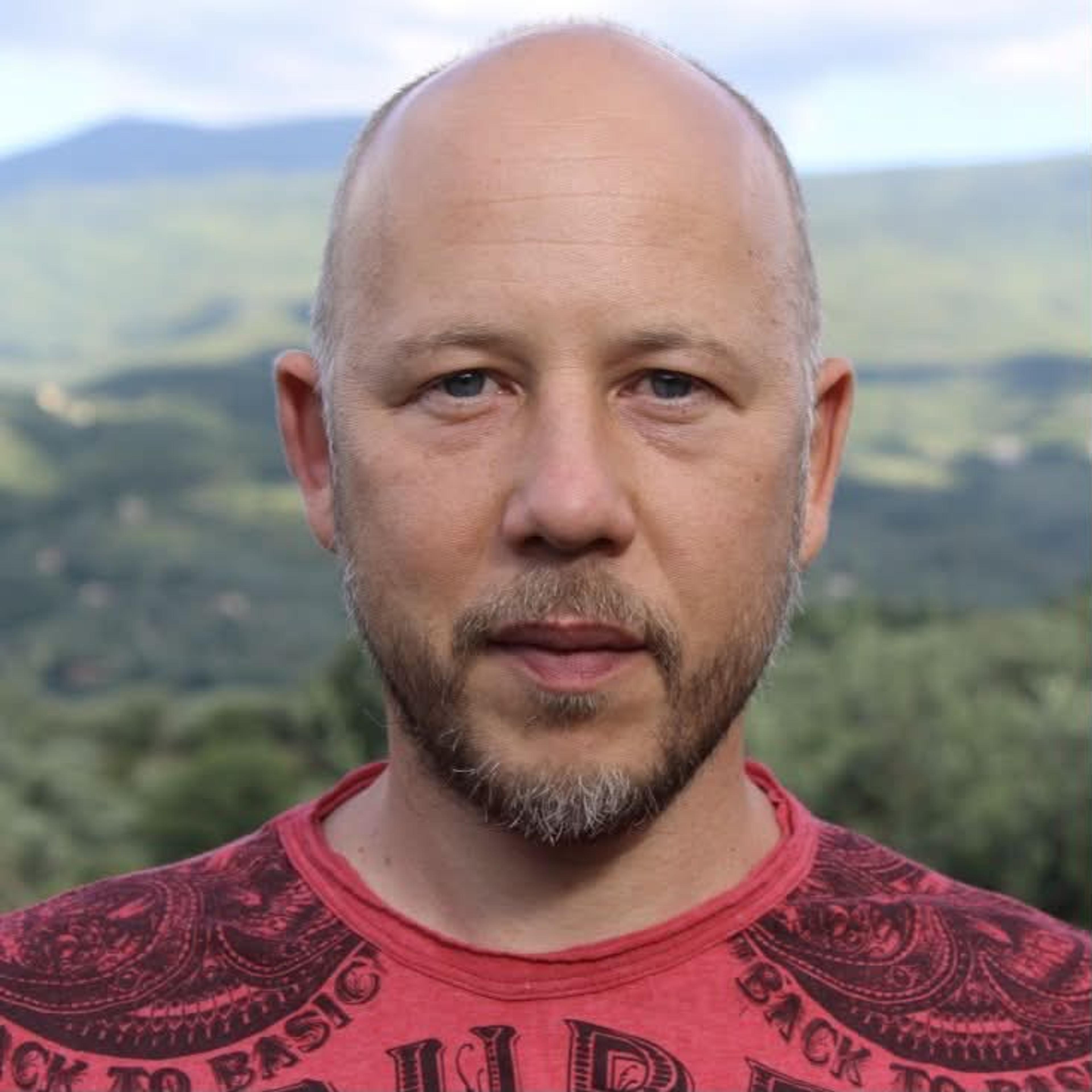 Photo of Yoav Aviram