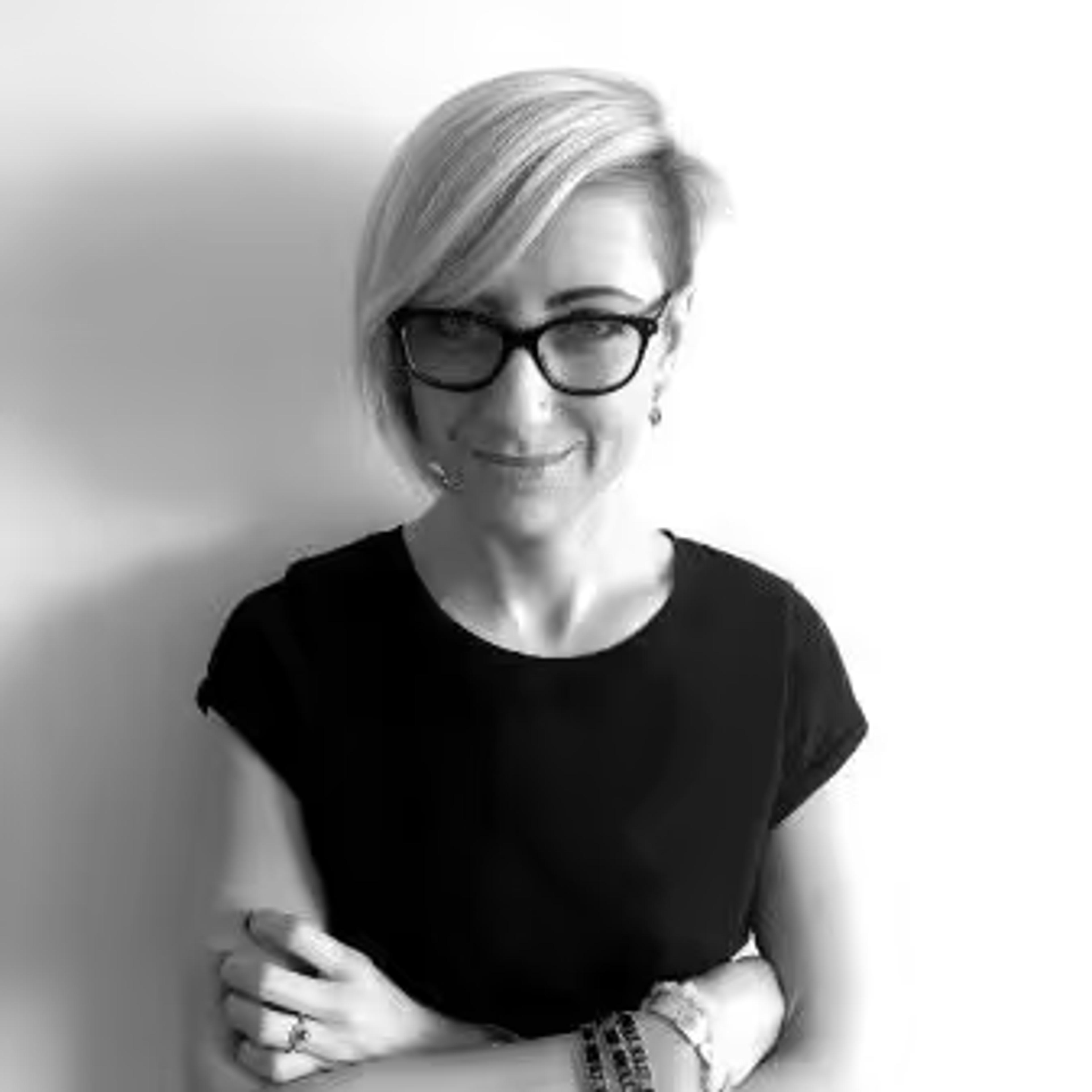 Photo of Daria Tarawneh, Head of Enterprise Design at Miro