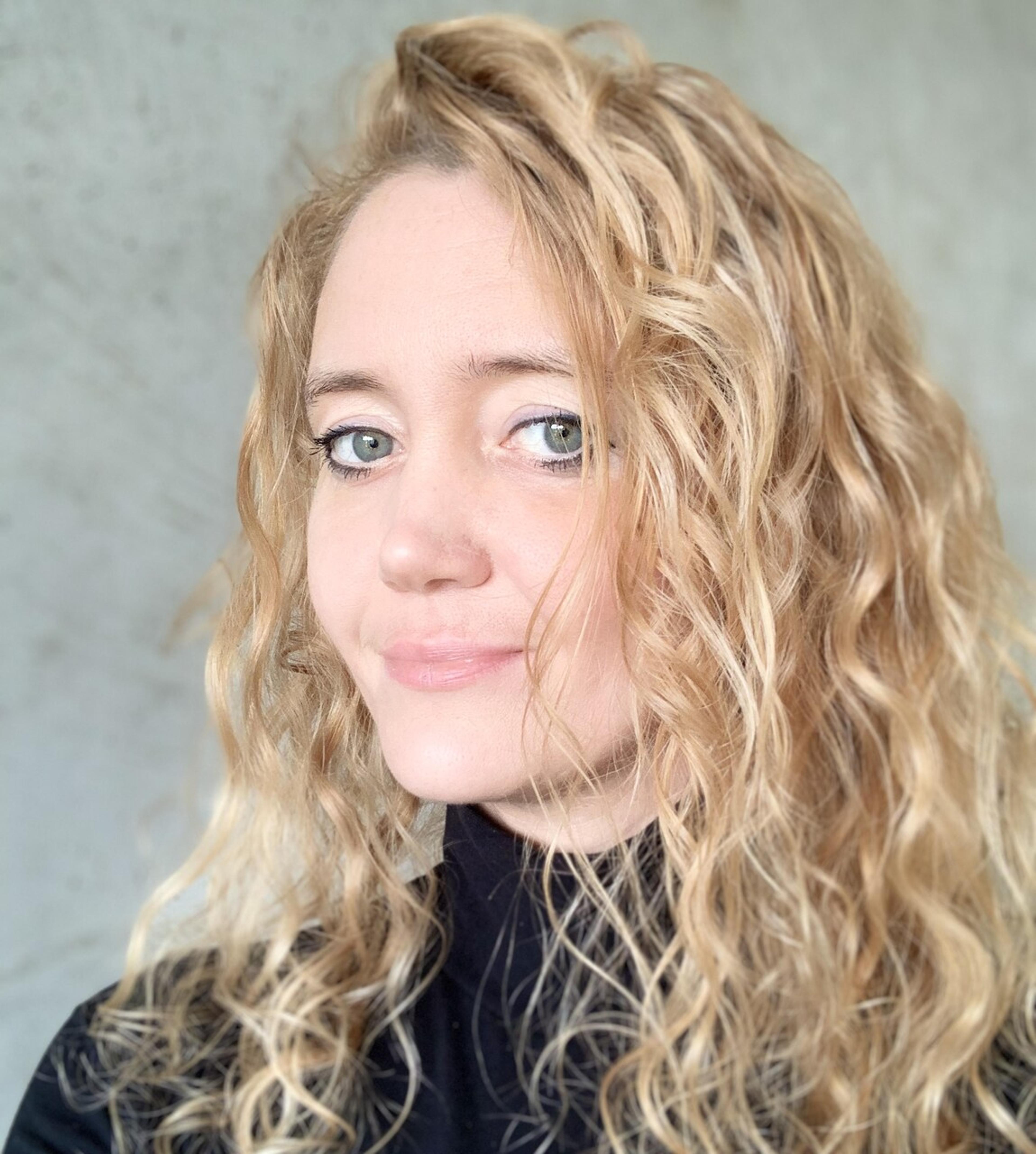 Photo of Justyna Weronika Łabądź, Researcher and content writer at Dodonut